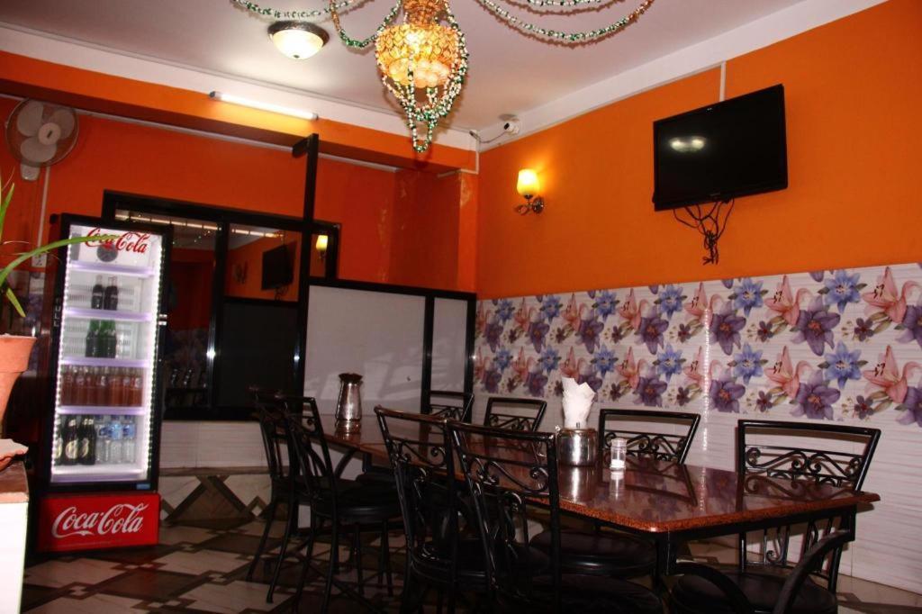 Allied Hotel Balaju Экстерьер фото